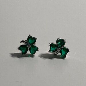 Trinity & Co Green Clover Stud Earrings – Irish Design, NWT